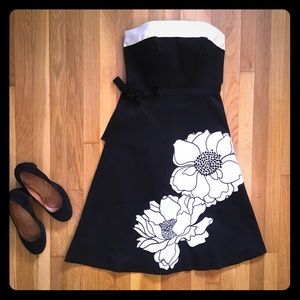White House l Black Market size 6 Dress
